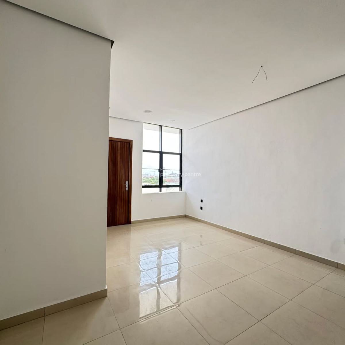 Spacious  3  Bedroom Apartment, Lekki Phase 1, Lekki Phase 1, Lekki, Lagos, Block of Flats for Sale
