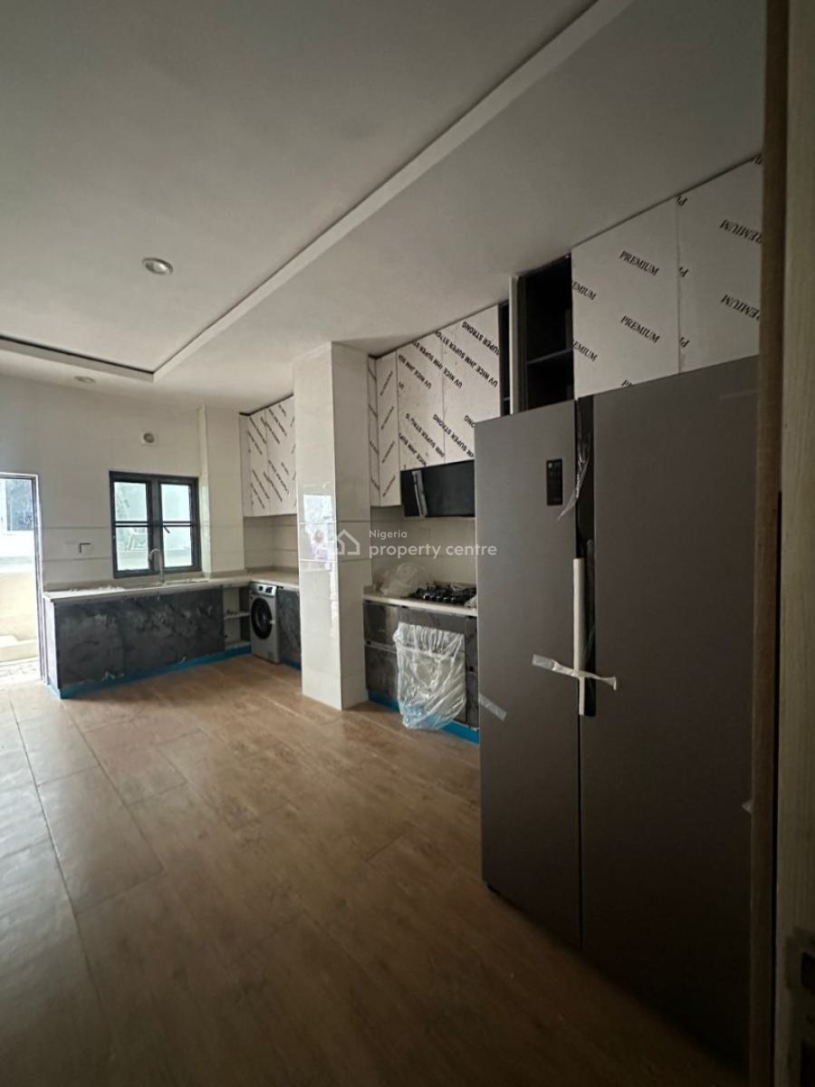 Newly Built Spacious 4 Bedroom Terrace with Swimming Pool, Lekki Phase 1, Lekki, Lagos, Terraced Duplex for Sale