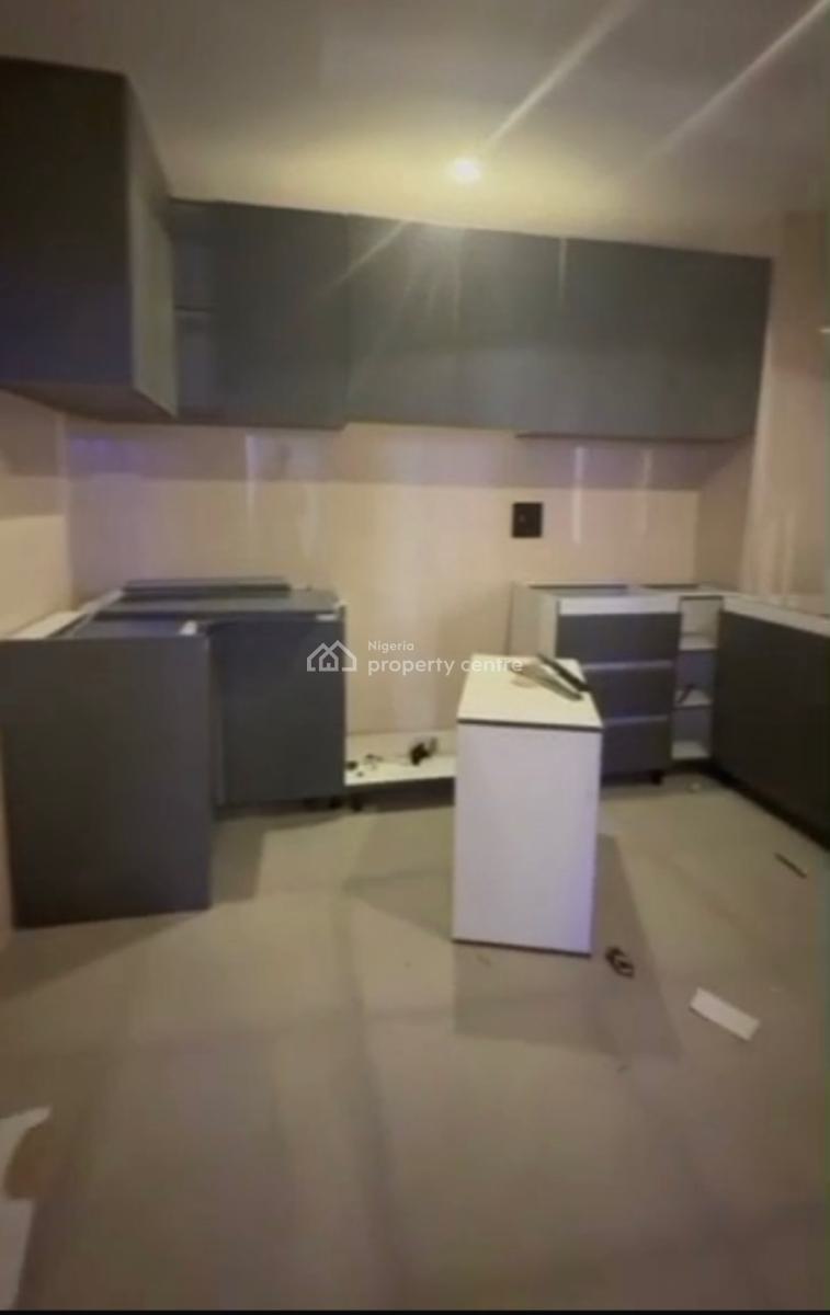 Beautifully Finished 3 Bedroom with Bq, Gilmore, Jahi, Abuja, Flat / Apartment for Rent