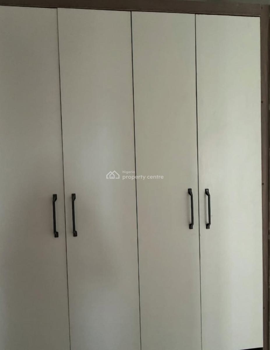 Spacious 2 Bedroom Apartment, Ikate, Lekki, Lagos, Block of Flats for Sale