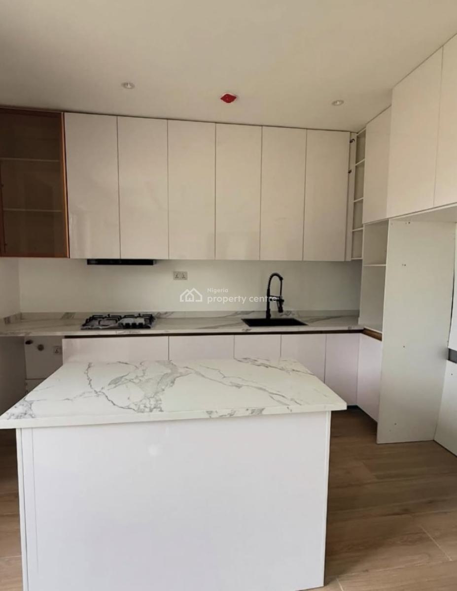 Spacious 1 Bedroom Apartment, Ikate, Lekki, Lagos, Block of Flats for Sale