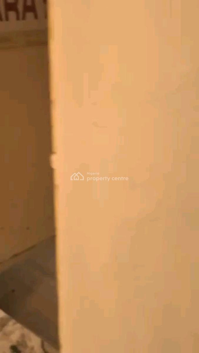 a Newly Refurbished 2 Bedrooms Flat, Soluyi, Gbagada, Lagos, Flat / Apartment for Rent