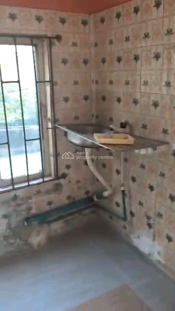 a Newly Refurbished 2 Bedrooms Flat, Soluyi, Gbagada, Lagos, Flat / Apartment for Rent