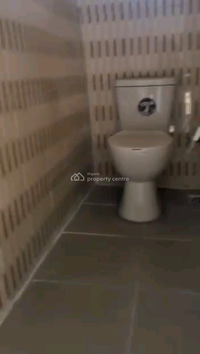 a Newly Refurbished 2 Bedrooms Flat, Soluyi, Gbagada, Lagos, Flat / Apartment for Rent