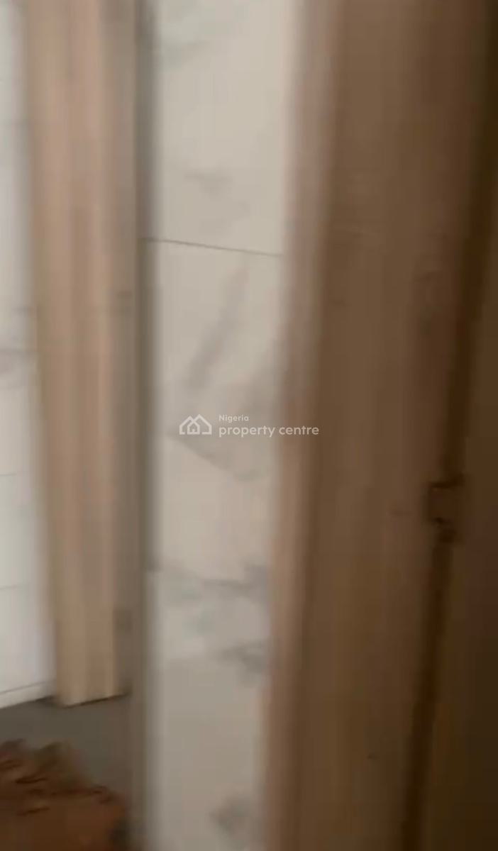 a Large Open Commercial Space Measuring 213 Sqm, Orchid Road, Lekki, Lagos, Shop for Rent