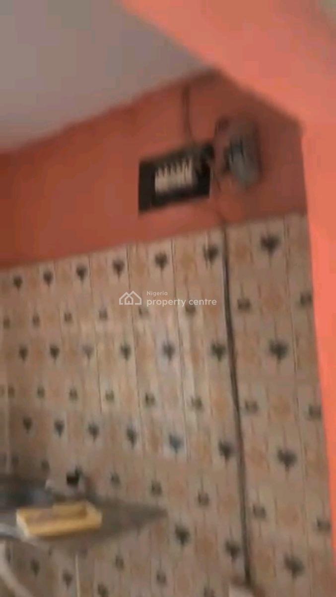 a Newly Refurbished 2 Bedrooms Flat, Soluyi, Gbagada, Lagos, Flat / Apartment for Rent