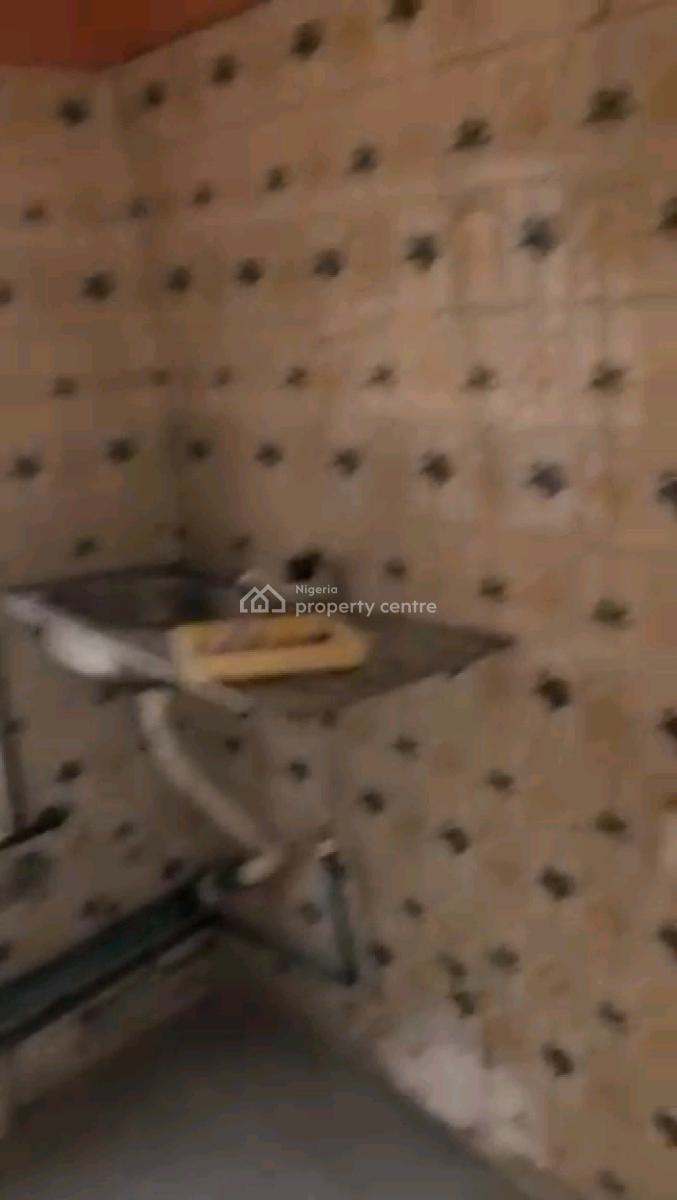 a Newly Refurbished 2 Bedrooms Flat, Soluyi, Gbagada, Lagos, Flat / Apartment for Rent