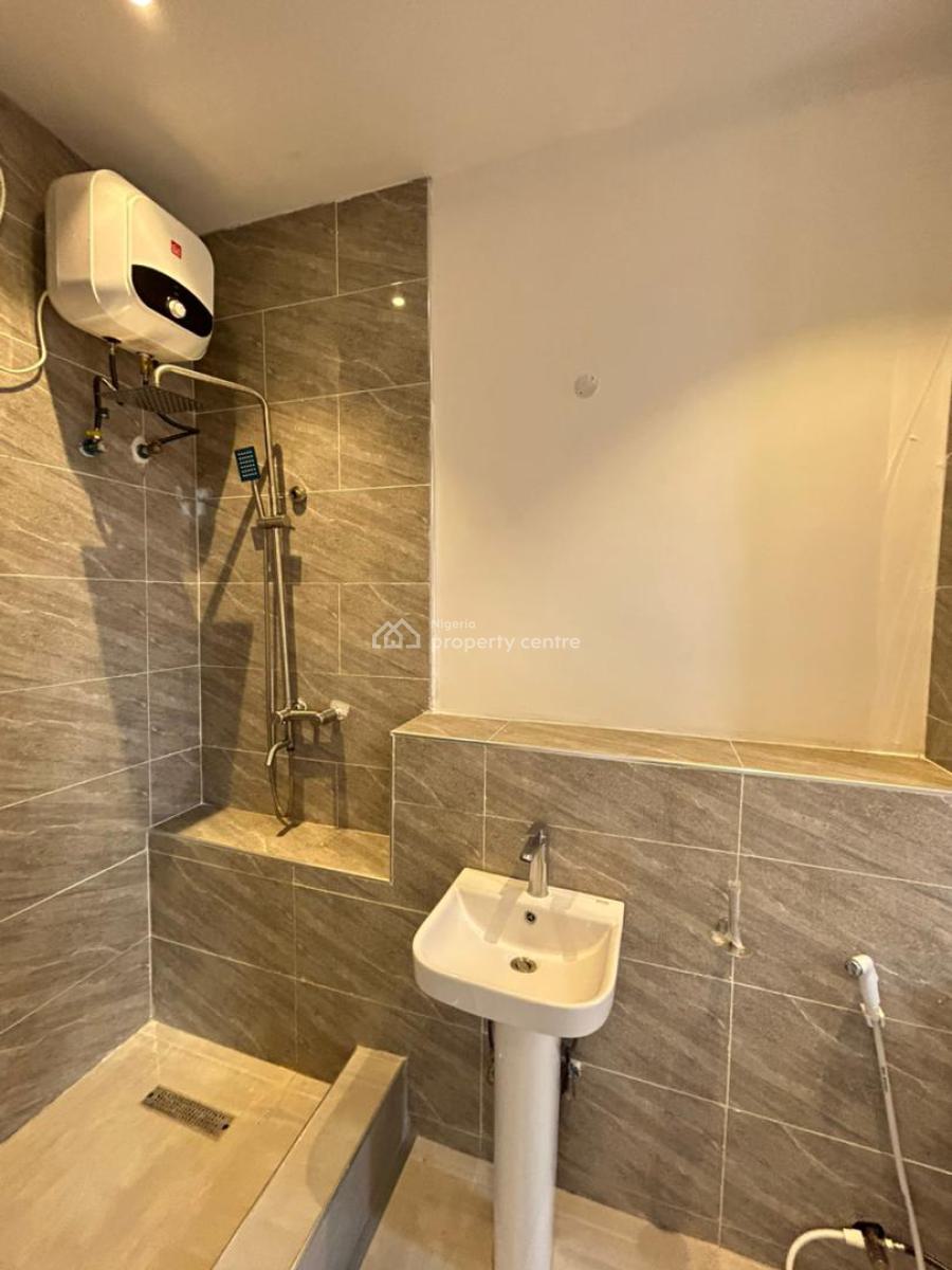 4 Bedroom Terrace with Bq, Ilasan, Lekki, Lagos, Terraced Duplex for Rent