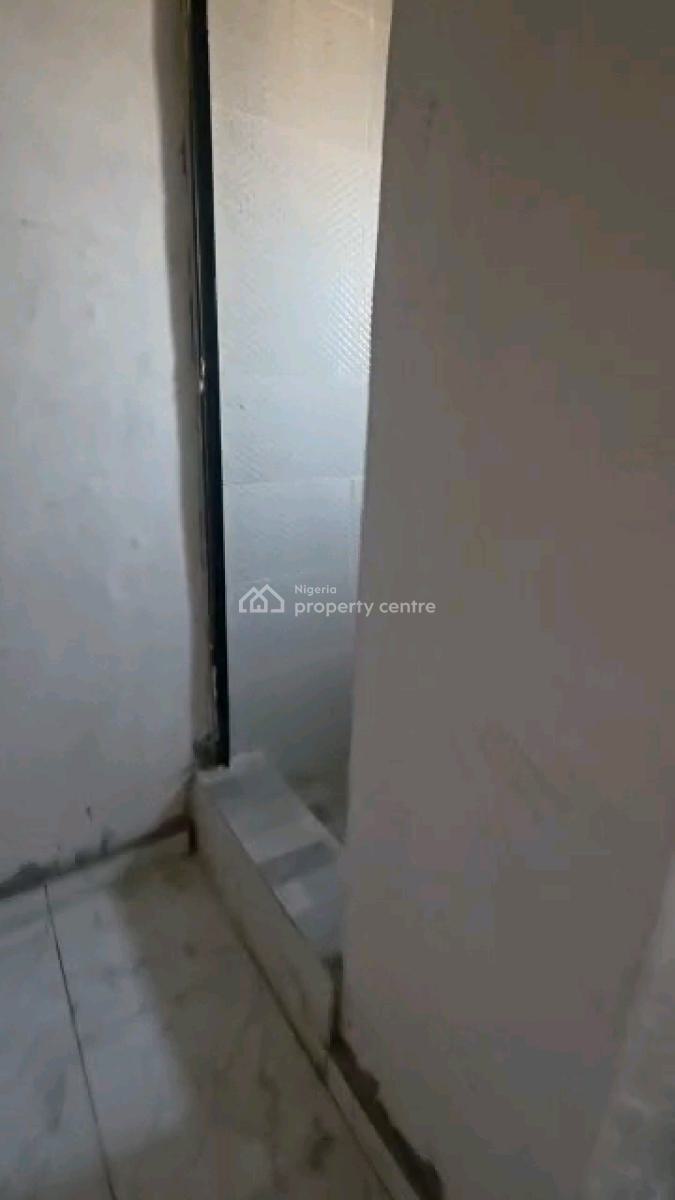 Spacious Self Con,comes with Kitchen Cabinet,, Ige Street, Off Pedro Road, Gbagada, Lagos, Self Contain (single Rooms) for Rent