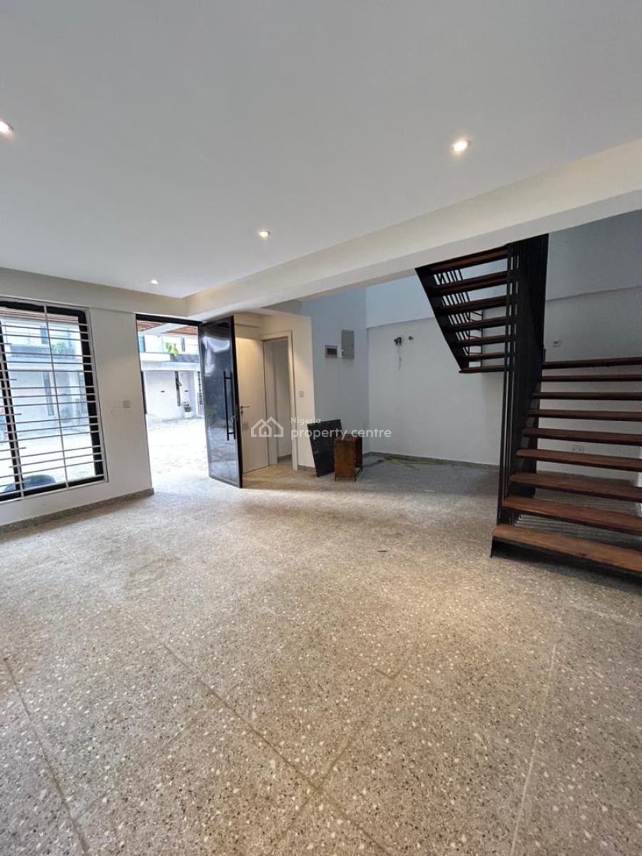 4 Bedroom Terrace Duplex with Bq on 2 Floors, Ilasan, Lekki, Lagos, Terraced Duplex for Rent
