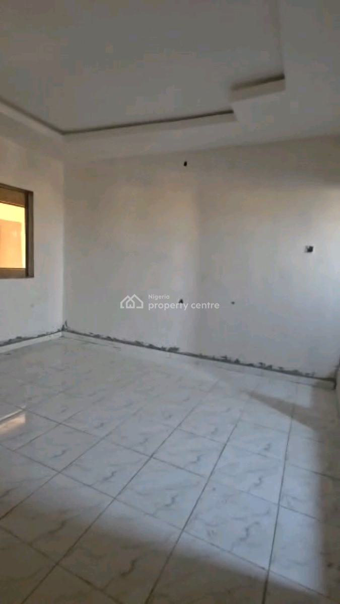 3nos  Spacious Self Con,comes with Kitchen Cabinet,pop Ceiling,balcony, Ige Street, Off Pedro Road, Gbagada, Lagos, Self Contain (single Rooms) for Rent