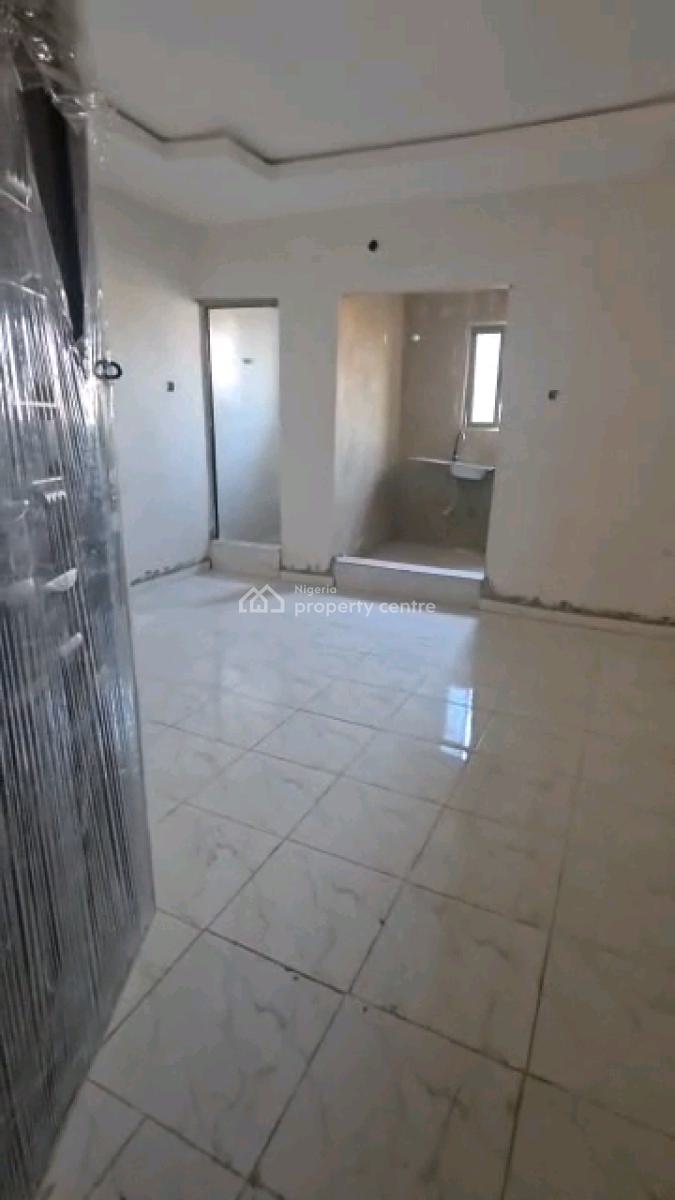 3nos  Spacious Self Con,comes with Kitchen Cabinet,pop Ceiling,balcony, Ige Street, Off Pedro Road, Gbagada, Lagos, Self Contain (single Rooms) for Rent