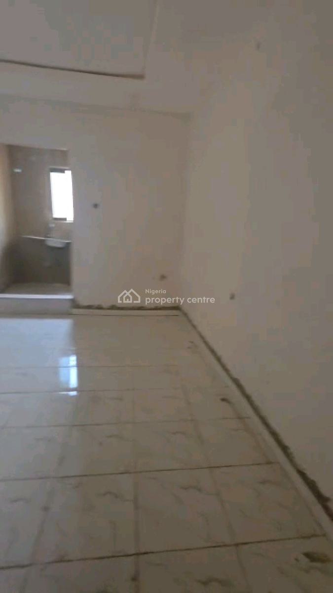 3nos  Spacious Self Con,comes with Kitchen Cabinet,pop Ceiling,balcony, Ige Street, Off Pedro Road, Gbagada, Lagos, Self Contain (single Rooms) for Rent