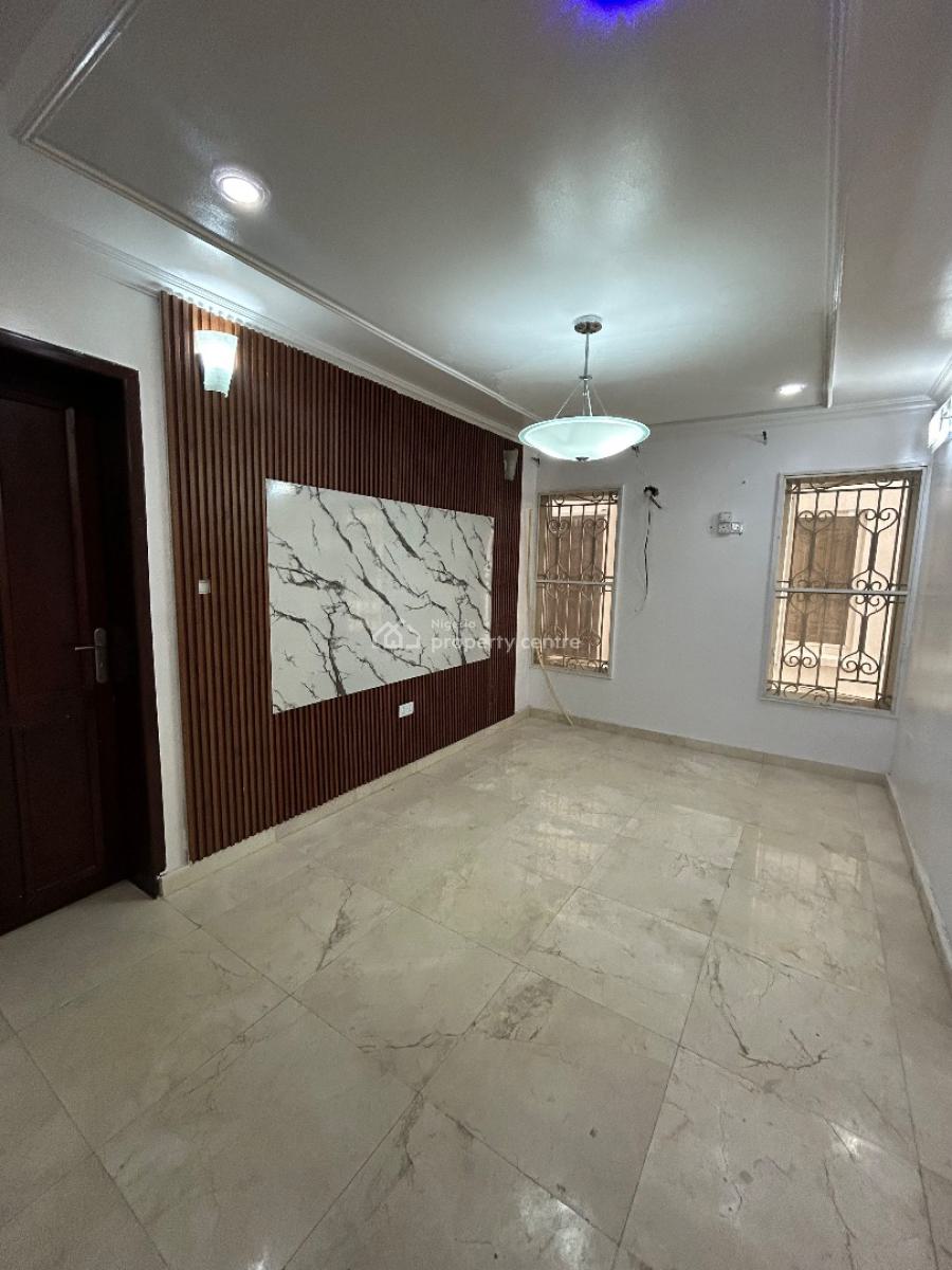 Well Maintained and Spacious 1 Bedrooms Apartment, Off Admiralty, Lekki Phase 1, Lekki, Lagos, Mini Flat (room and Parlour) for Rent