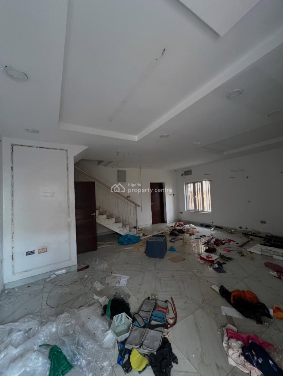 Beautiful 5 Bedroom Semi Detached Duplex with Bq, Osapa London, Osapa, Lekki, Lagos, Semi-detached Duplex for Rent