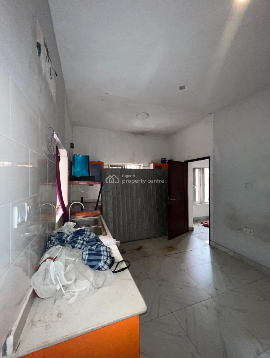 Beautiful 5 Bedroom Semi Detached Duplex with Bq, Osapa London, Osapa, Lekki, Lagos, Semi-detached Duplex for Rent