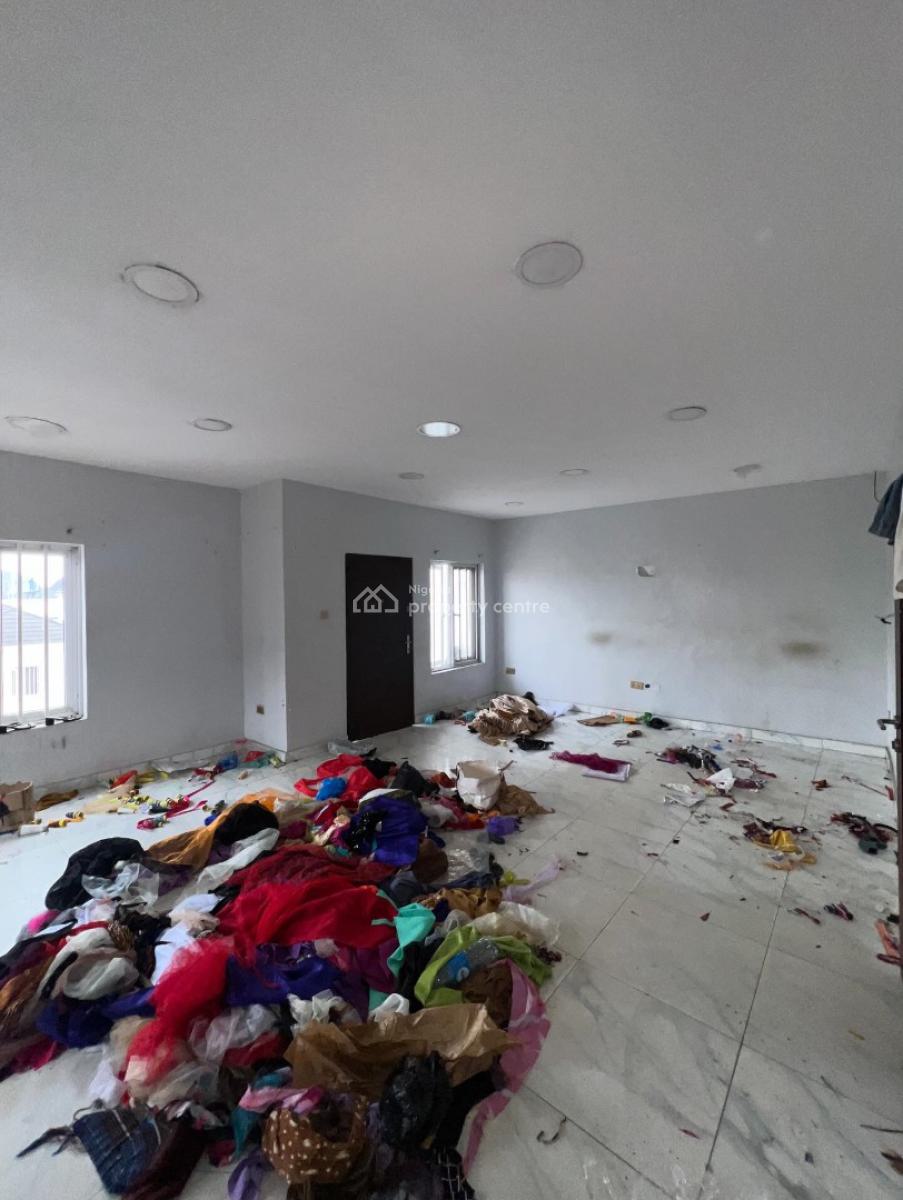 Beautiful 5 Bedroom Semi Detached Duplex with Bq, Osapa London, Osapa, Lekki, Lagos, Semi-detached Duplex for Rent