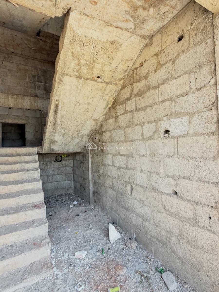 3 Beds  Apartment Complex, Jahi, Abuja, Flat / Apartment for Sale