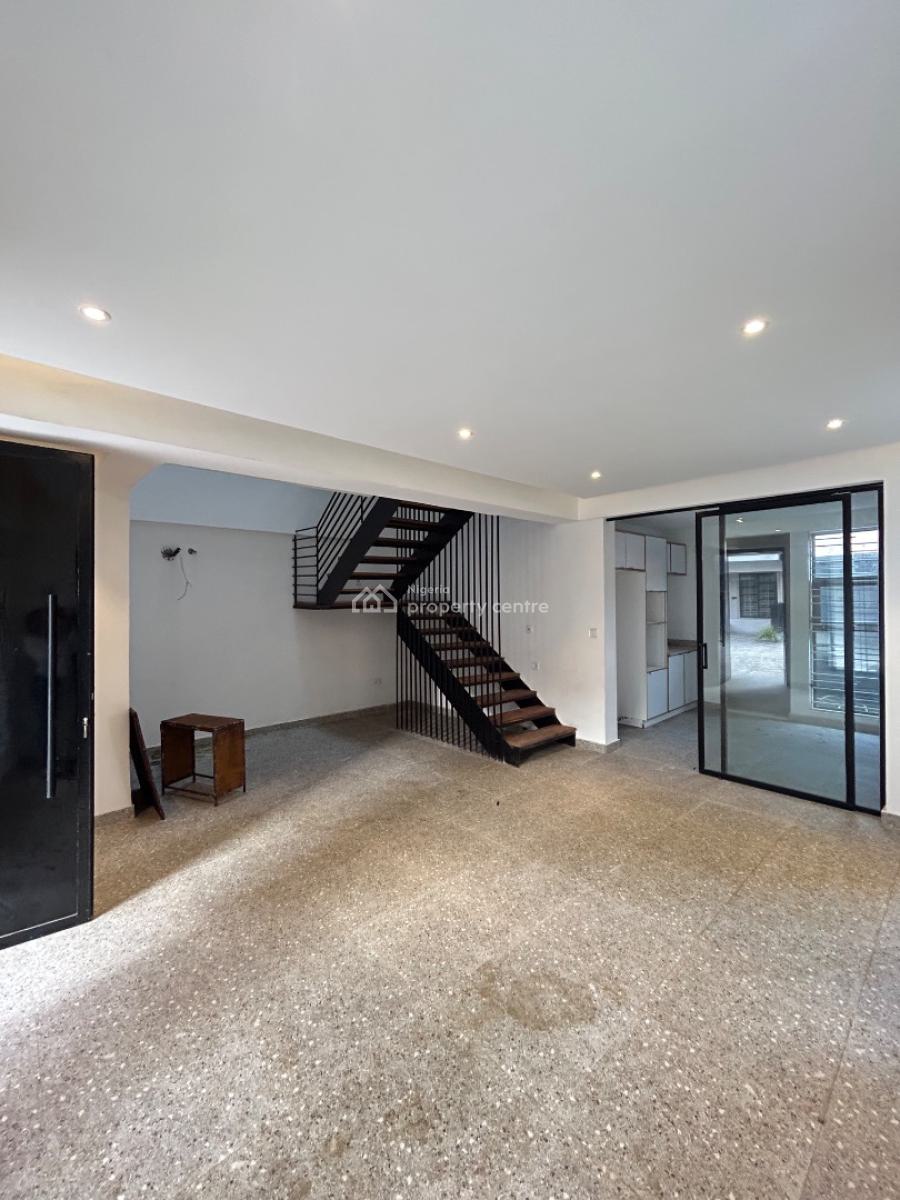 4 Bedroom Terrace Duplex with Bq, Ilasan, Lekki, Lagos, Terraced Duplex for Rent