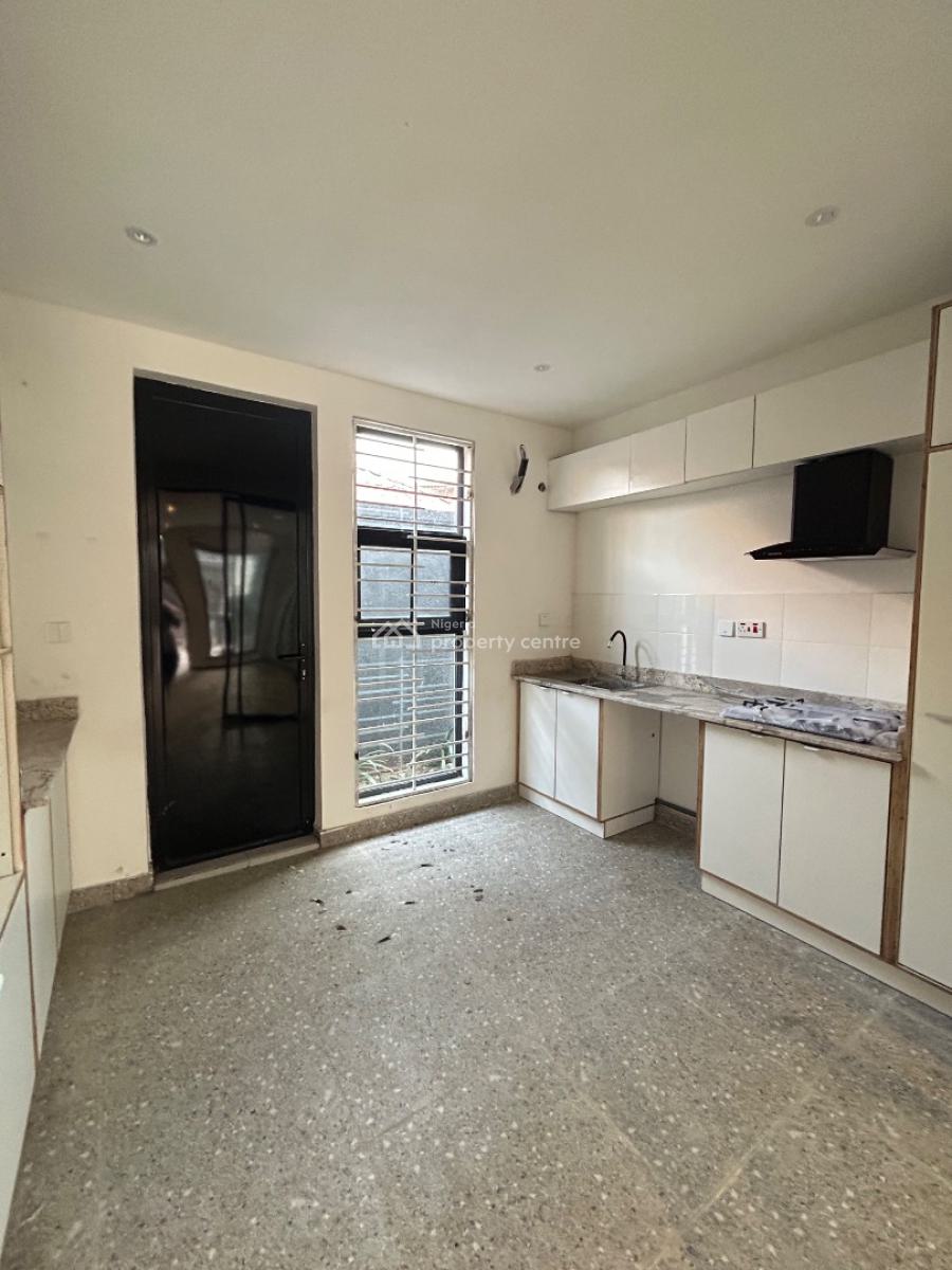 4 Bedroom Terrace Duplex with Bq, Ilasan, Lekki, Lagos, Terraced Duplex for Rent