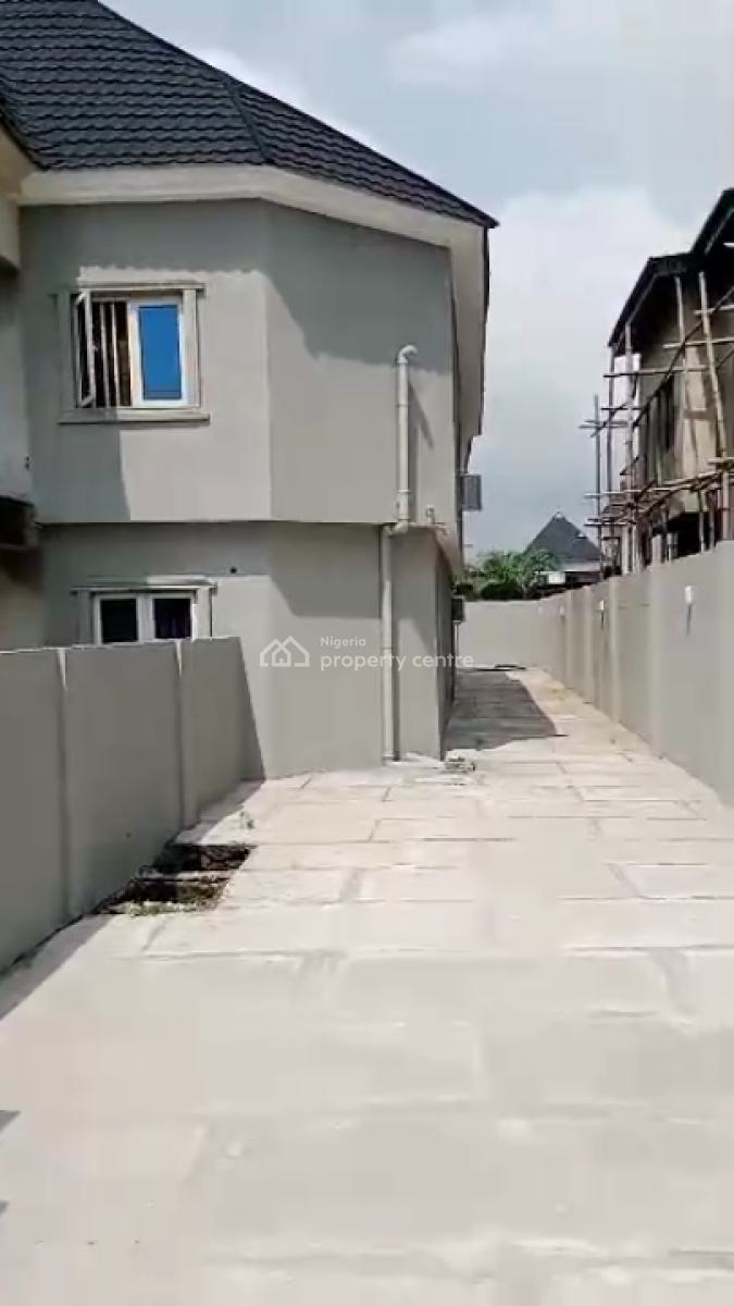 Newly Built 3 Bedroom Flat, Onishan, Lakowe, Ibeju Lekki, Lagos, Flat / Apartment for Rent