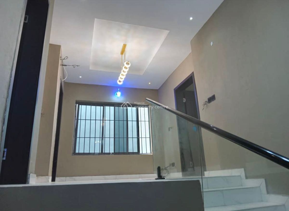 2 Bedroom Flat Apartment, Fara Park Estate By Shoprite, Sangotedo, Ajah, Lagos, Flat / Apartment for Sale