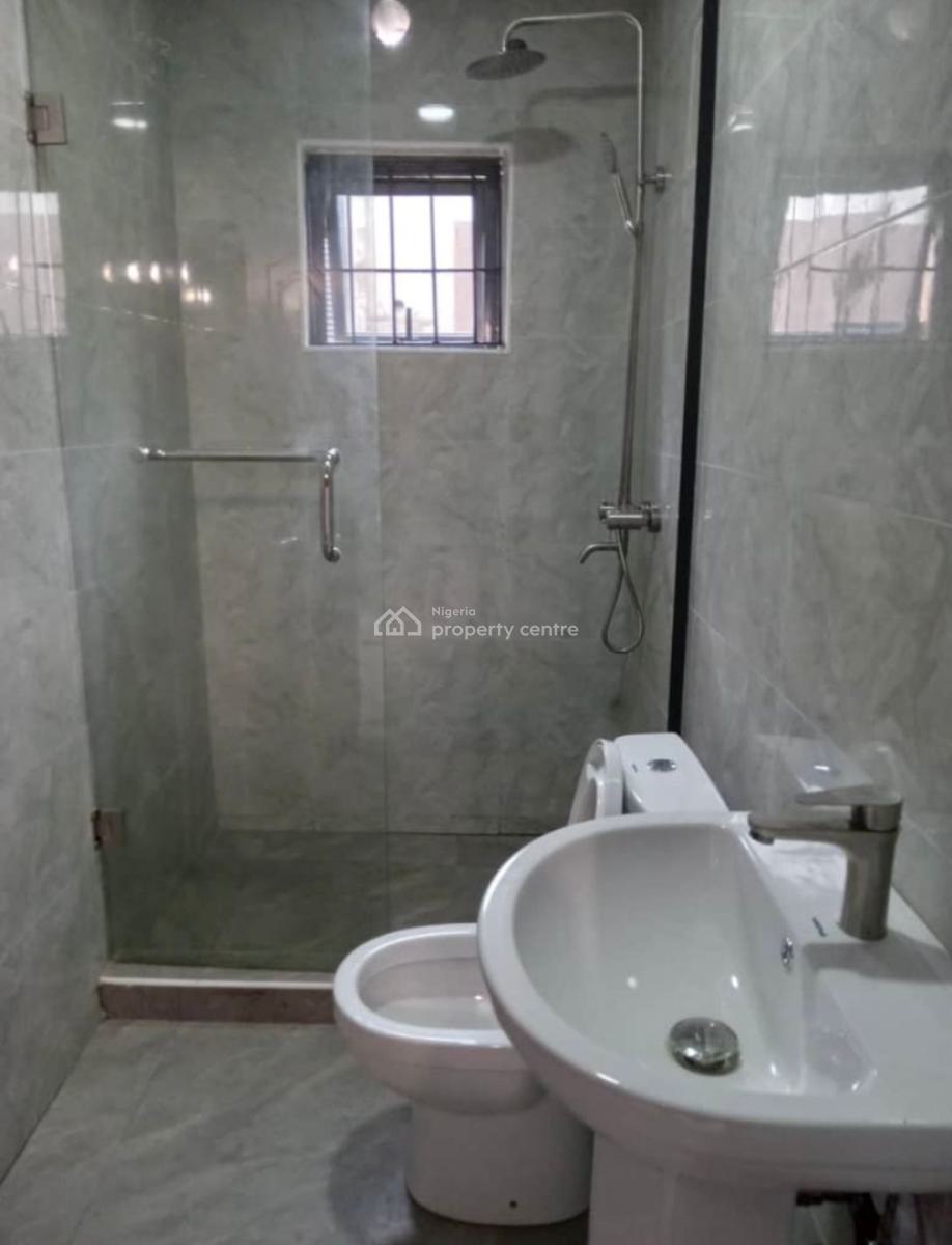 2 Bedroom Flat Apartment, Fara Park Estate By Shoprite, Sangotedo, Ajah, Lagos, Flat / Apartment for Sale