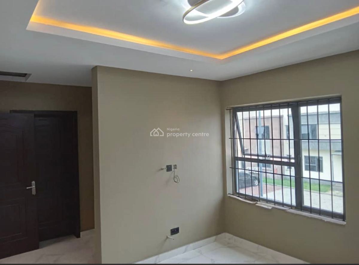 2 Bedroom Flat Apartment, Fara Park Estate By Shoprite, Sangotedo, Ajah, Lagos, Flat / Apartment for Sale