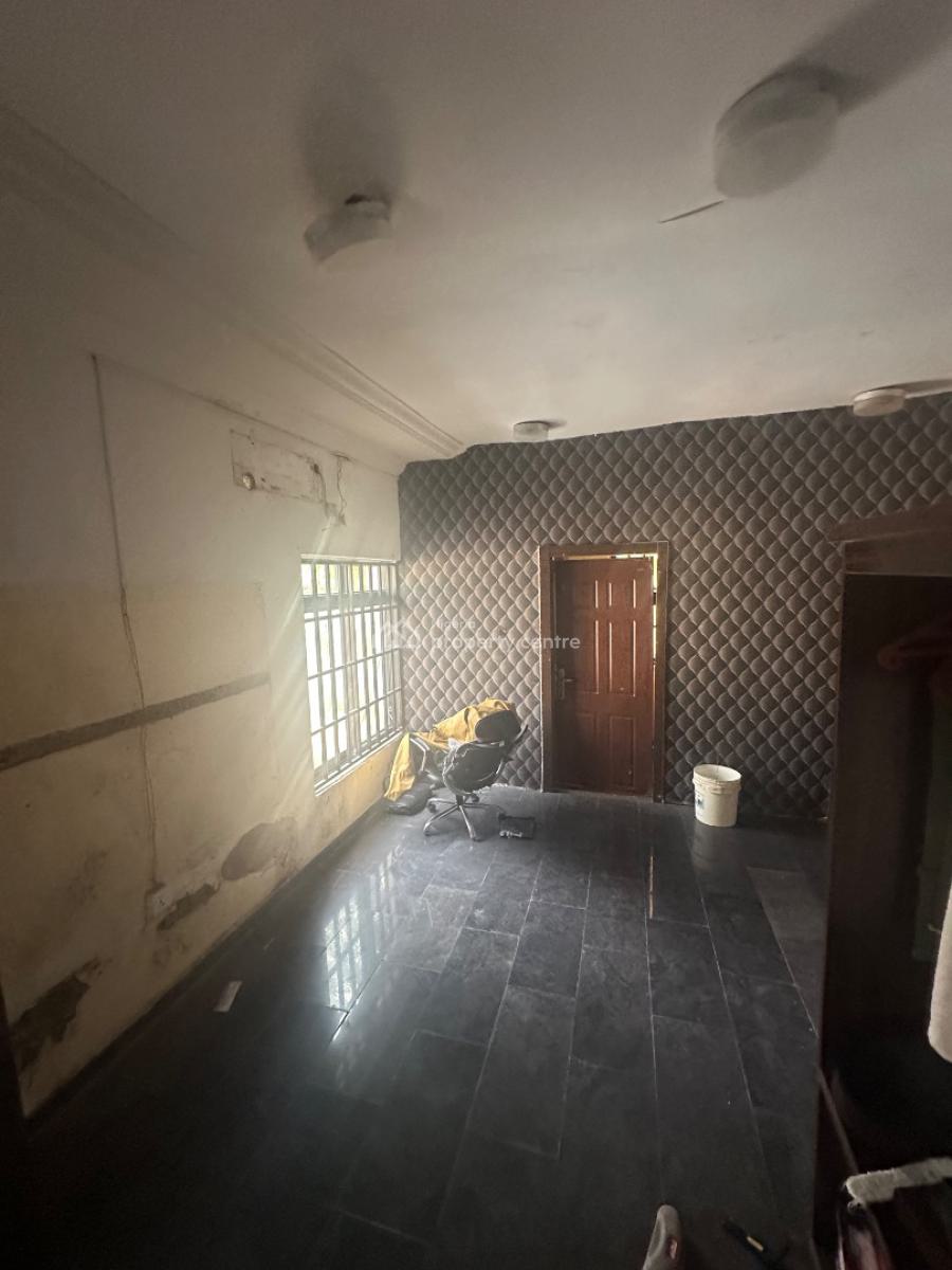 a Standard Room Self Contain Apartment in a Decent Neighborhood, Off 69 Road 6th Avenue, Gwarinpa, Abuja, Self Contain (single Rooms) for Rent