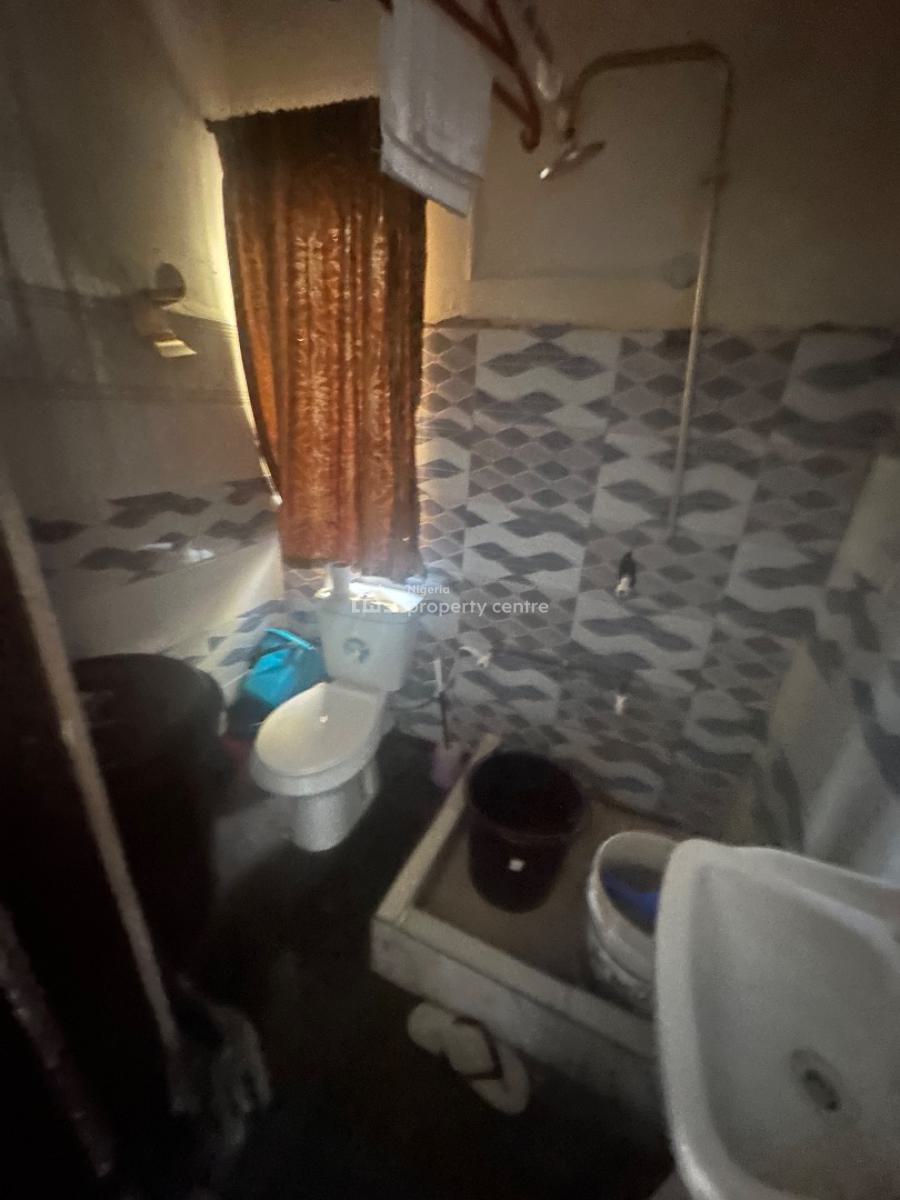 a Standard Room Self Contain Apartment in a Decent Neighborhood, Off 69 Road 6th Avenue, Gwarinpa, Abuja, Self Contain (single Rooms) for Rent