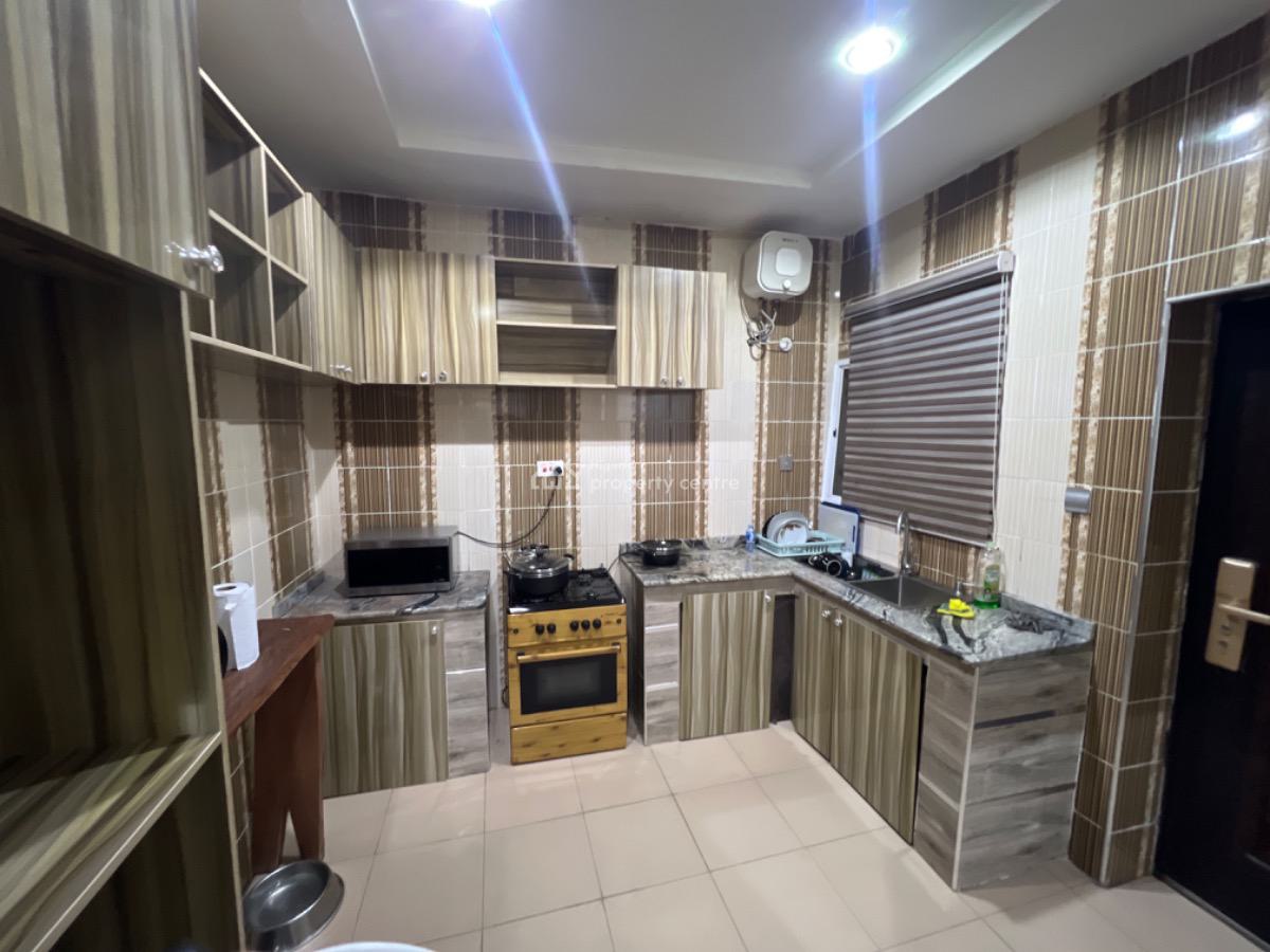 Fully Furnished 2 Bedroom Apartment, Femi Gbajabiamila Crescent, Jahi, Abuja, Flat / Apartment for Rent