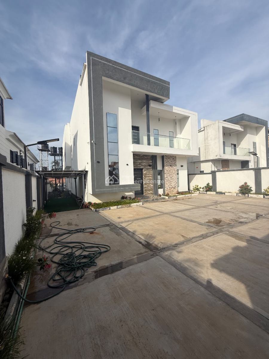 Standard and Tastefully  Finished 5 Bedroom Fully Detached Duplex with, Guzape District, Abuja, Detached Duplex for Rent