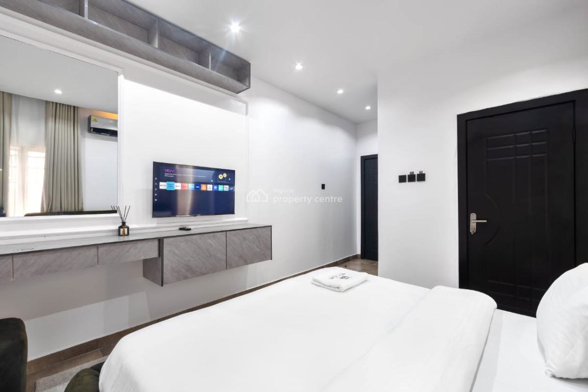 Newly Launched 2 Bedroom Apartment with Private Gazebo, Swimming Pool,, Lekki Phase 1, Lekki, Lagos, Flat / Apartment Short Let