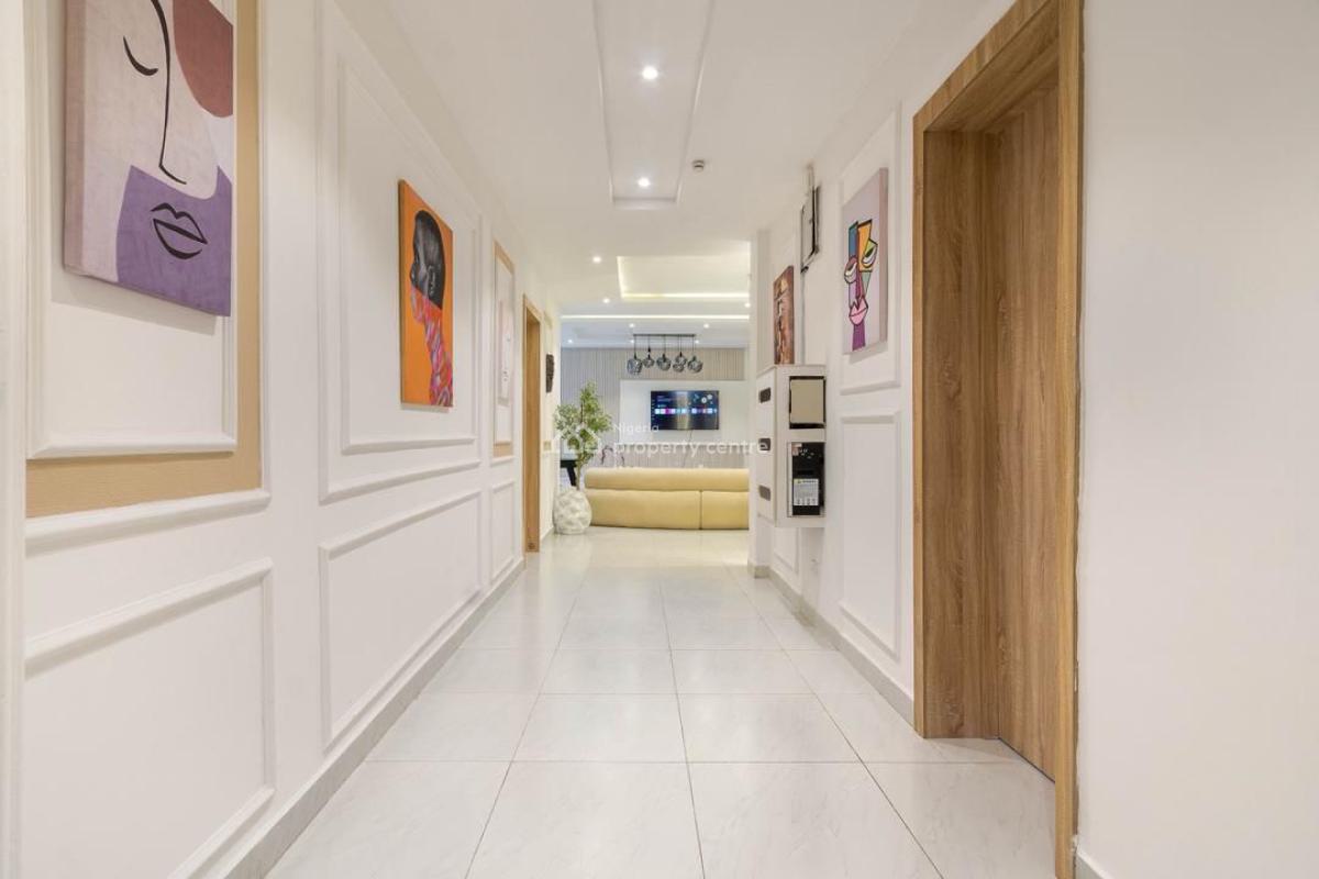 2 Bedroom Apartment with Snooker Board, Bathtub, Ps5 on Request, Lekki Phase 1, Lekki, Lagos, Flat / Apartment Short Let