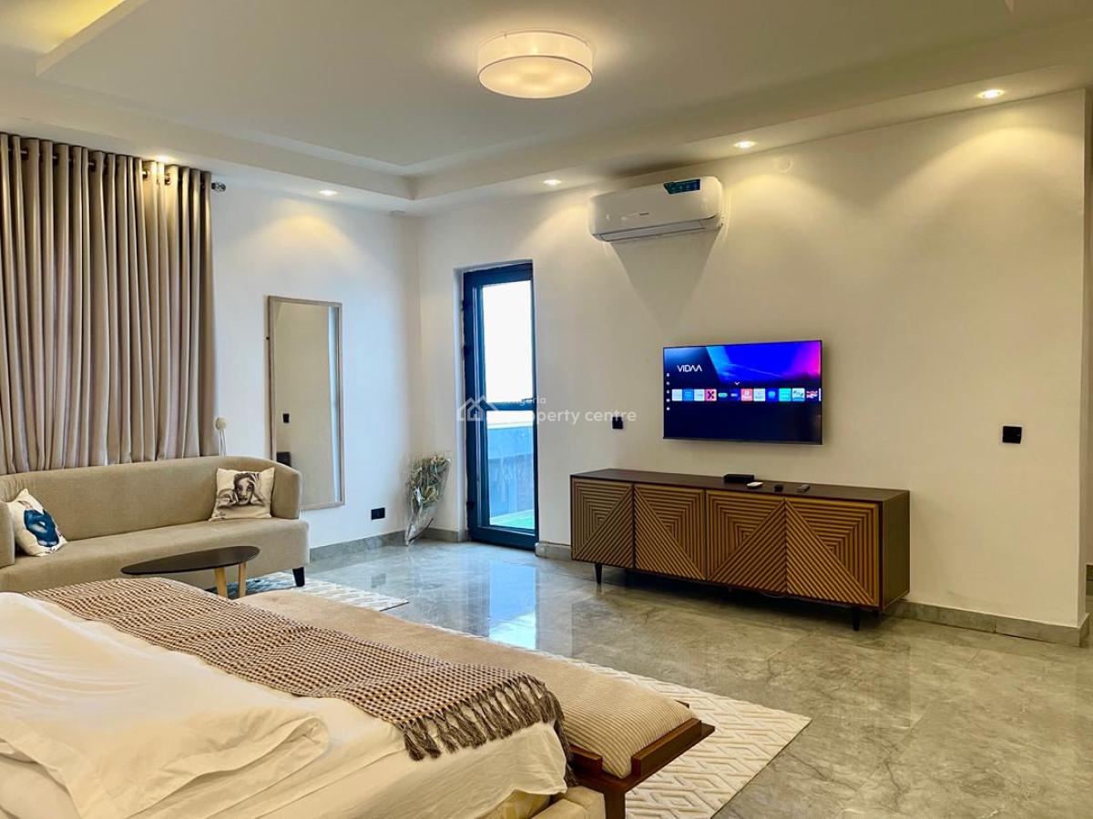 My Brand New 2 Bedroom Apartment with Ps5, Snooker Table, and Pool, Lekki Phase 1, Lekki, Lagos, Flat / Apartment Short Let