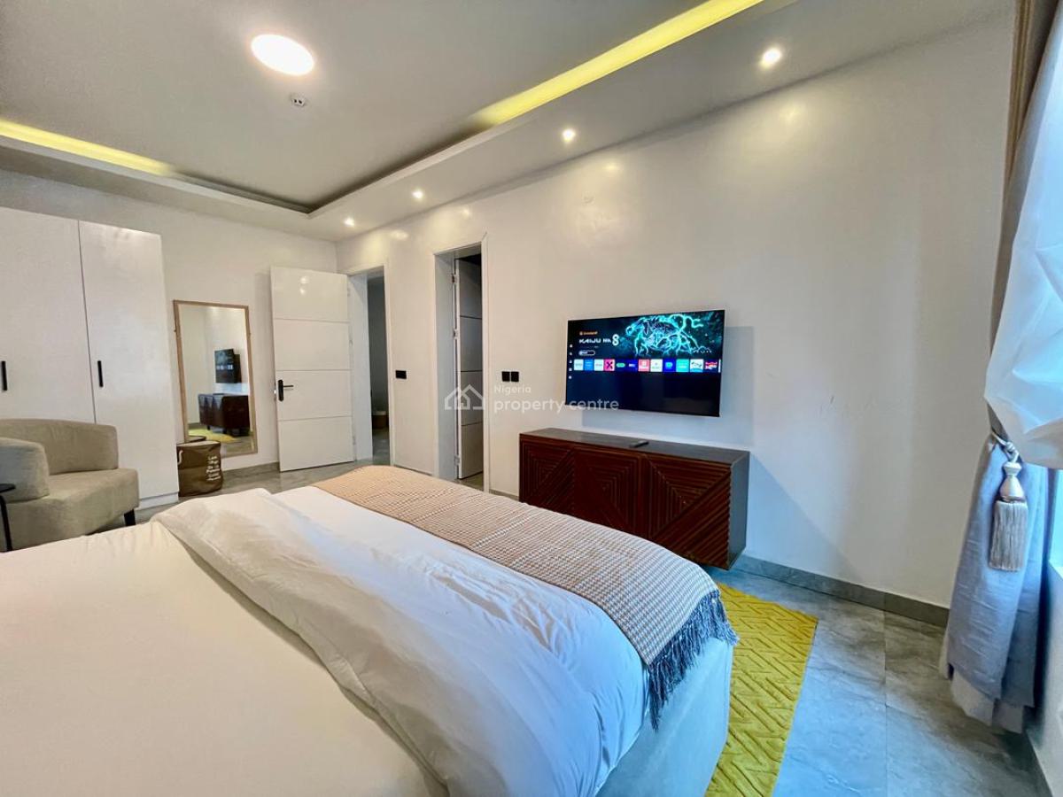 My Brand New 2 Bedroom Apartment with Ps5, Snooker Table, and Pool, Lekki Phase 1, Lekki, Lagos, Flat / Apartment Short Let