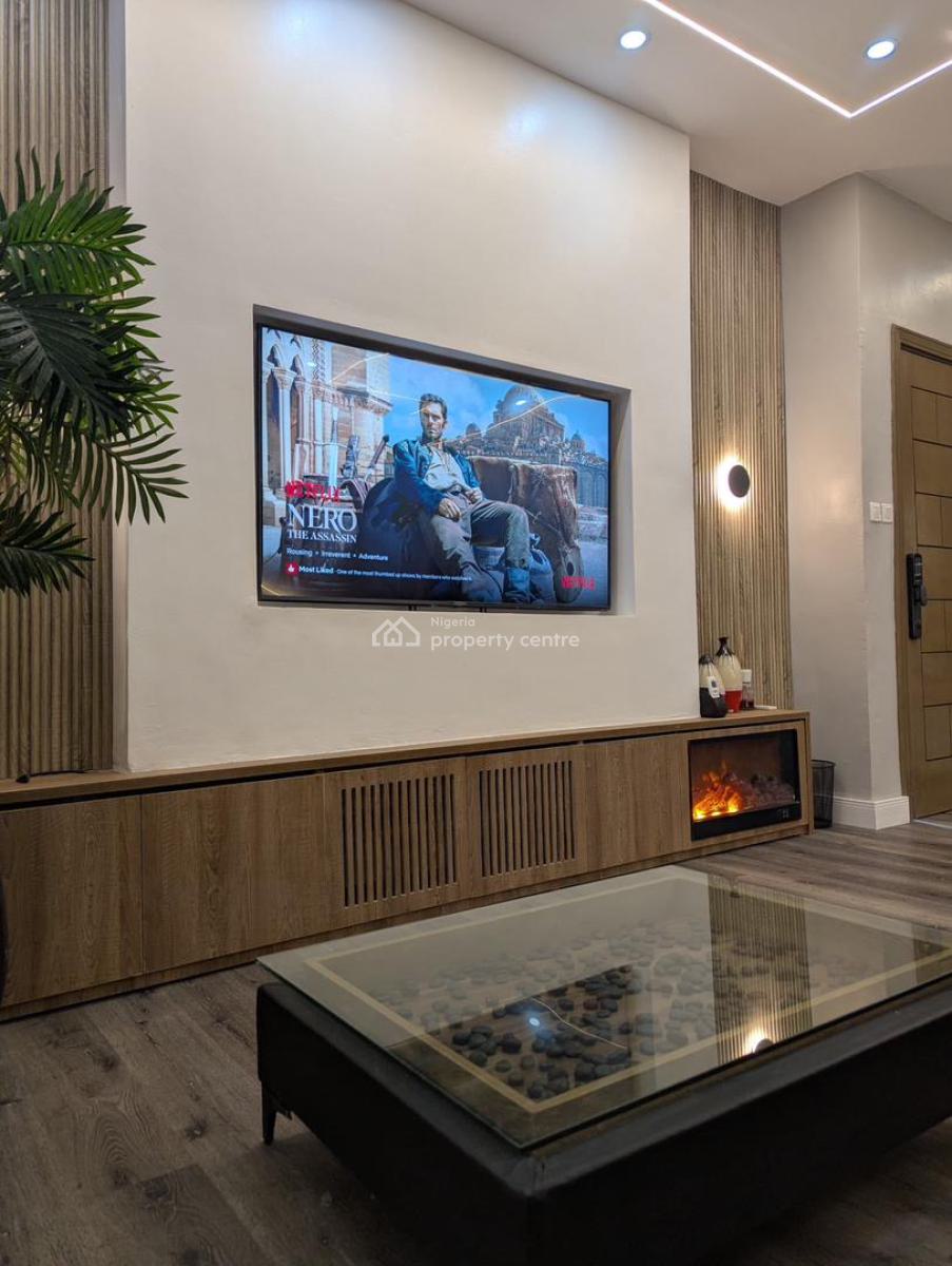 My Brand New 2 Bedroom Apartment with Ps5, Snooker Table, and Pool, Lekki Phase 1, Lekki, Lagos, Flat / Apartment Short Let