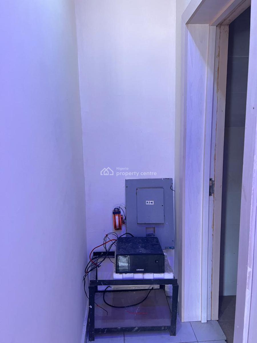 a Standard 3 Bedroom Flat with Bq at New Road Chevron Lekki Lagos, New Road Chevron Lekki Lagos, Lekki Phase 2, Lekki, Lagos, Flat / Apartment for Rent