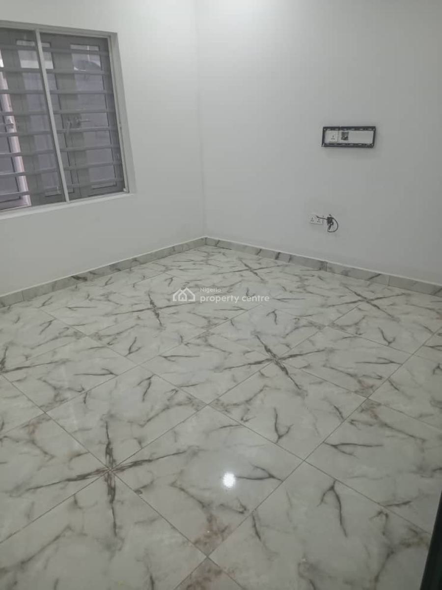 Room and Parlor, Mobil Road, Ilaje, Ajah, Lagos, Mini Flat (room and Parlour) for Rent