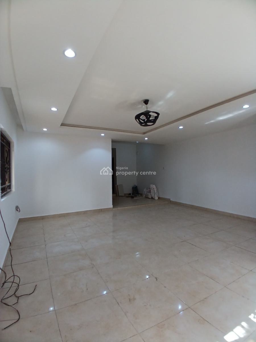 Well Renovated 4 Bedroom Terrace Duplex with 1room Bq, Guzape District Abuja Diplomatic Zone, Guzape District, Abuja, Terraced Duplex for Rent