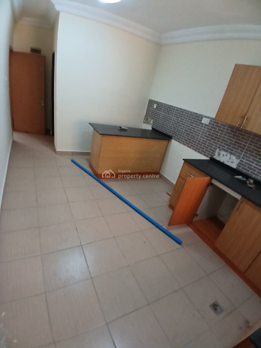 Well Renovated 4 Bedroom Terrace Duplex with 1room Bq, Guzape District Abuja Diplomatic Zone, Guzape District, Abuja, Terraced Duplex for Rent