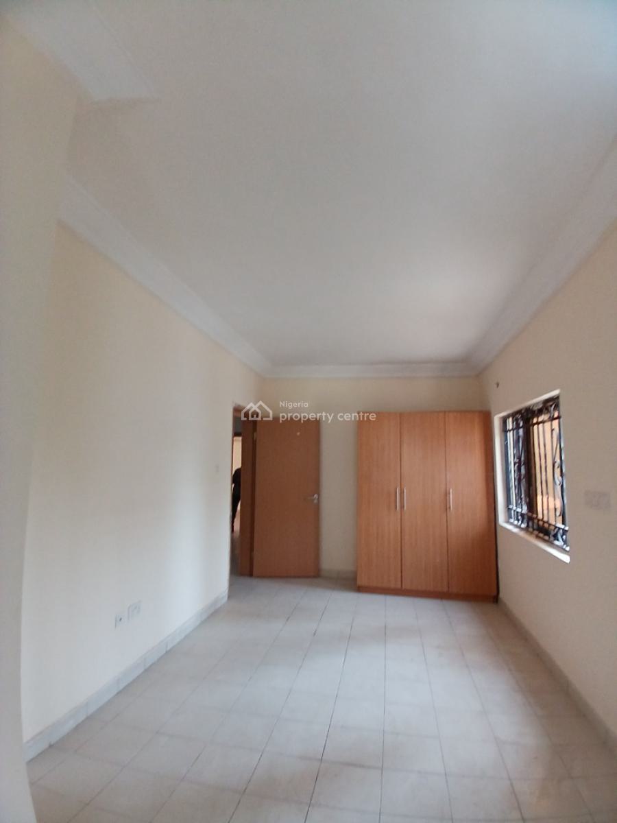 Well Renovated 4 Bedroom Terrace Duplex with 1room Bq, Guzape District Abuja Diplomatic Zone, Guzape District, Abuja, Terraced Duplex for Rent