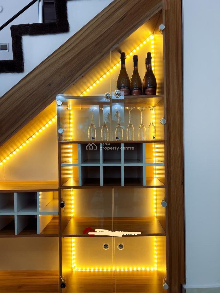 Brand New Luxury 3 Bedroom Self Compound with Bq, Ps5 on Request, Ikota Gra,, Ikota, Lekki, Lagos, House Short Let