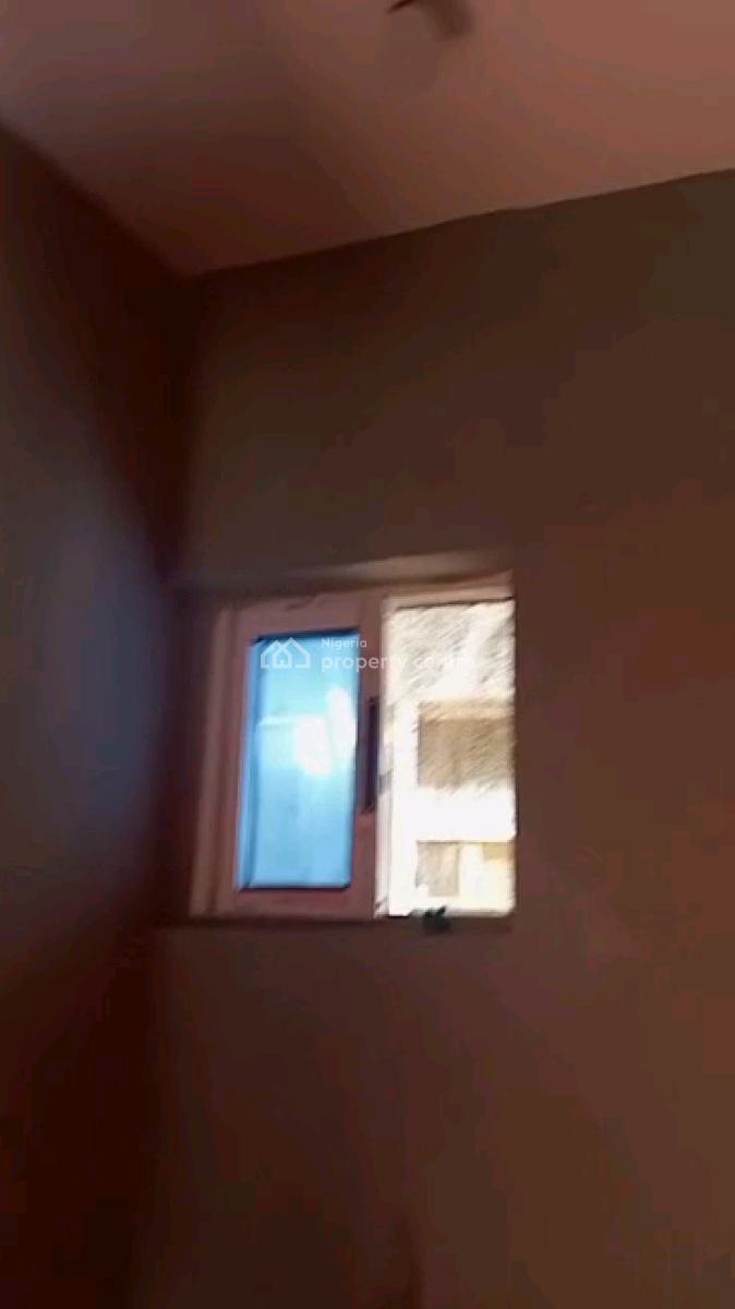 a Portable and Decent Roomself Contain, Upstairs, Tanimowo Close, Fadeyi, Shomolu, Lagos, Self Contain (single Rooms) for Rent