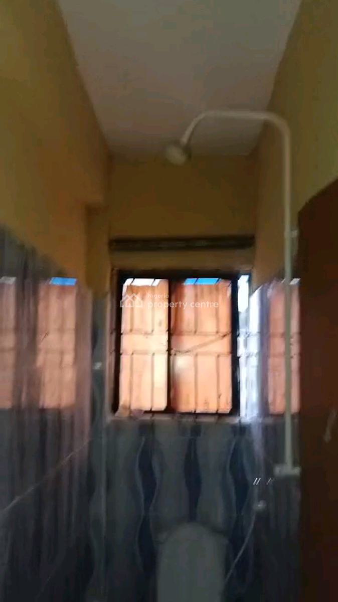 Standard Miniflat, Adekunle, Yaba, Lagos, Mini Flat (room and Parlour) for Rent