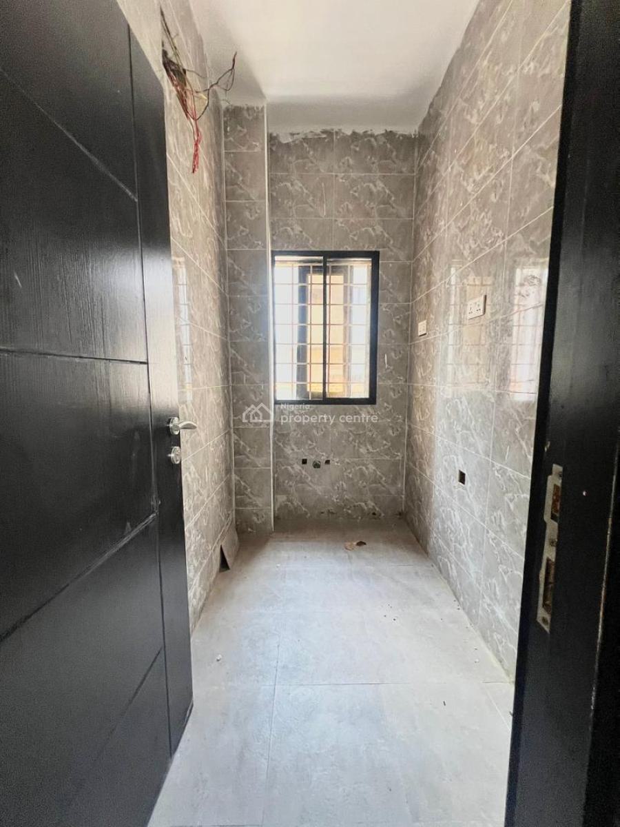 Very Spacious and Luxury 3 Bedroom Apartment with Self Contain Bq, Off Admiralty Road, Lekki Phase 1, Lekki, Lagos, Flat / Apartment for Rent