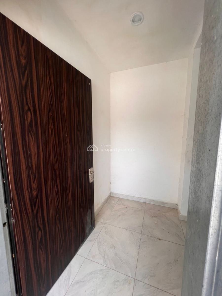 5 Bed Semi Detached Duplex with a Bq and a Spacious Parking Space, Asokoro District, Abuja, Semi-detached Duplex for Rent