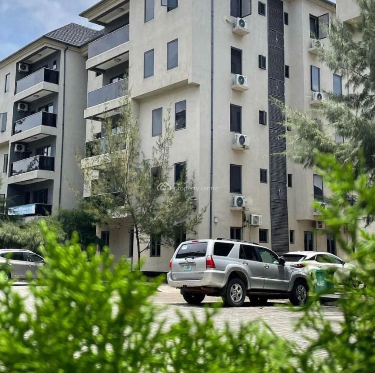 Luxurious 2 Bedroom Apartment, Ikota, Lekki Phase 2, Lekki, Lagos, Flat / Apartment for Rent