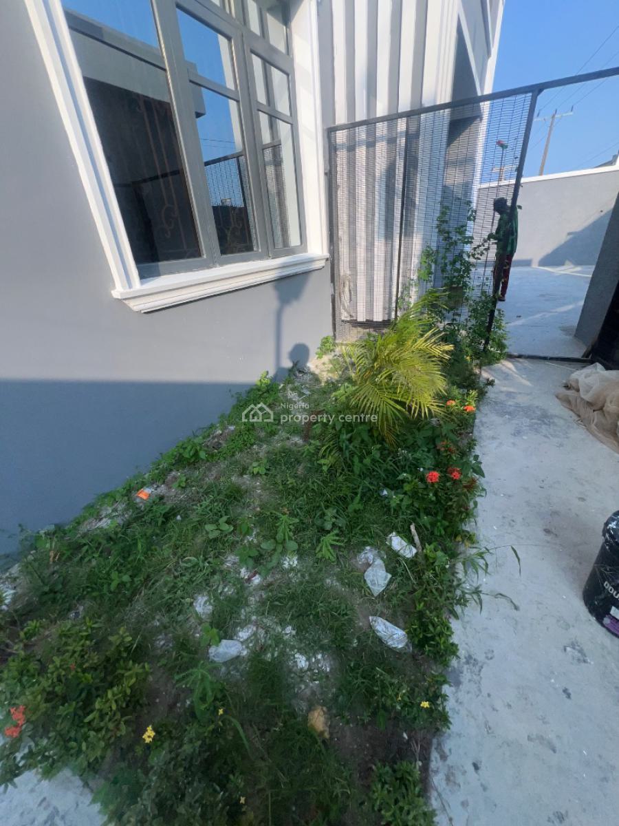 Luxury 3bedroom Flat, in an Estate By Shoprite Road Behind Giwa’s Garden, Sangotedo, Ajah, Lagos, Flat / Apartment for Rent