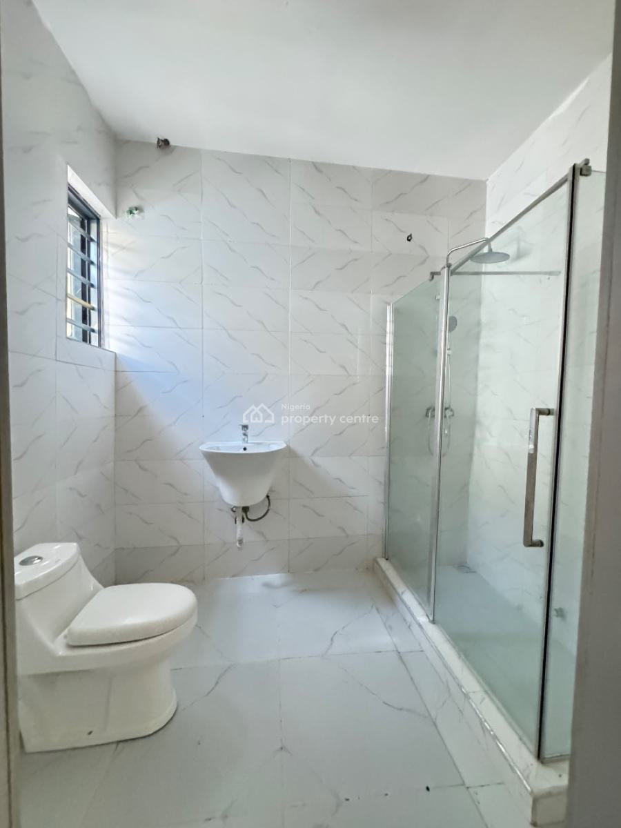 Discover Comfort and Modern Living 3 Bedroom Semi Detached with Bq, Harris Drive Lekki, Lekki, Lagos, Semi-detached Duplex for Sale